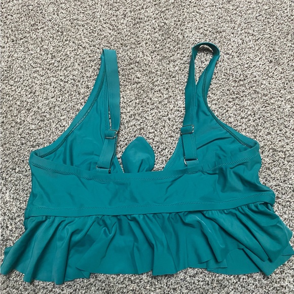 Cupshe knotted ruffle tankini size 2X - Picture 3 of 3